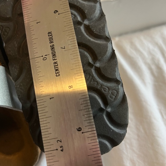 Betula slip on sandal size 6, silver, cross toe, easy on - Picture 8 of 8